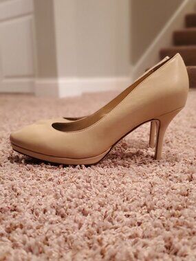 Ukies Paris Nude Cream Leather Pump High Heels Size US 9M